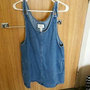 Overall dress